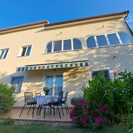Bozica House With Apartments Murine المظهر الخارجي الصورة