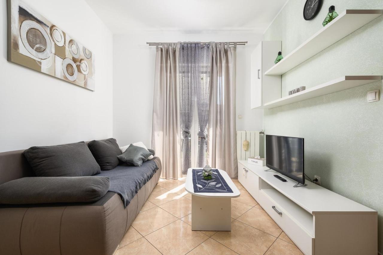 Bozica House With Apartments Murine المظهر الخارجي الصورة