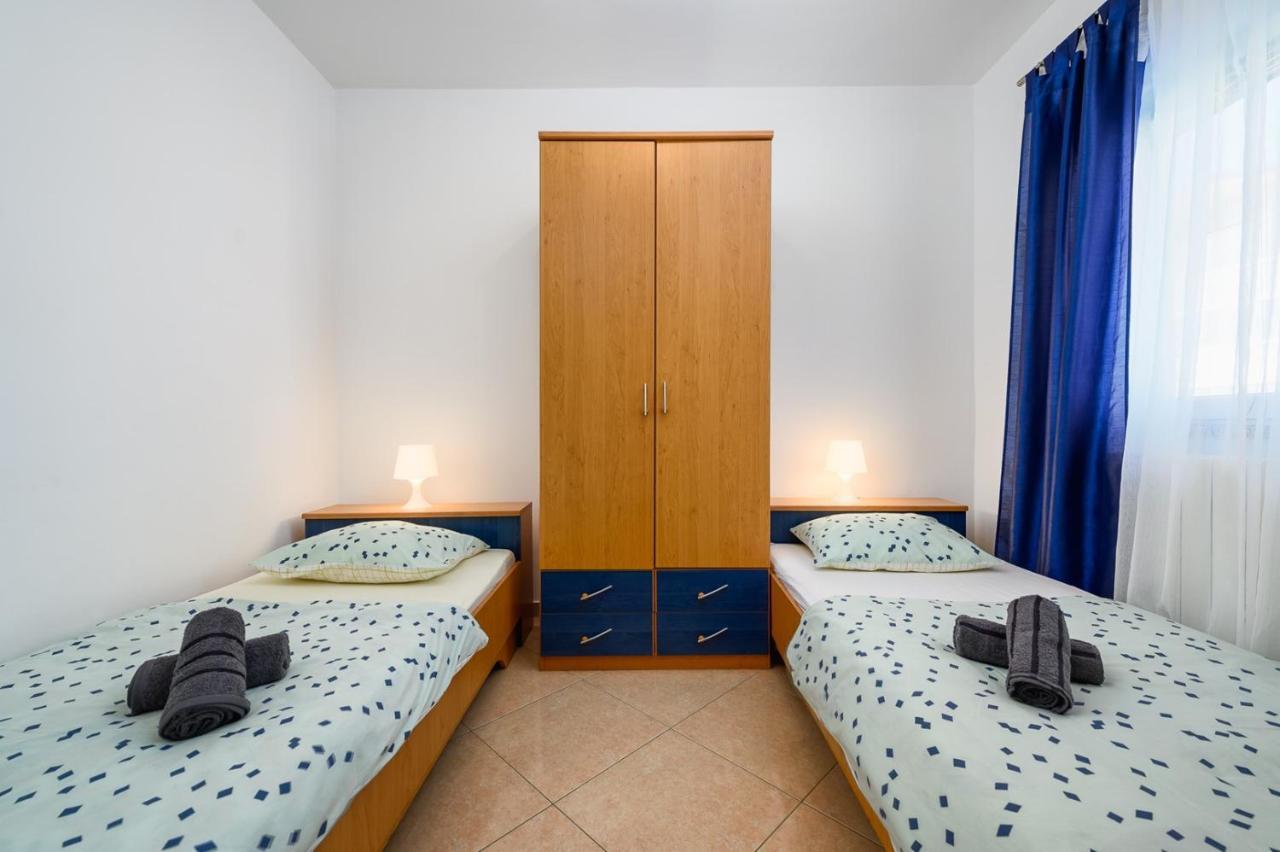 Bozica House With Apartments Murine المظهر الخارجي الصورة