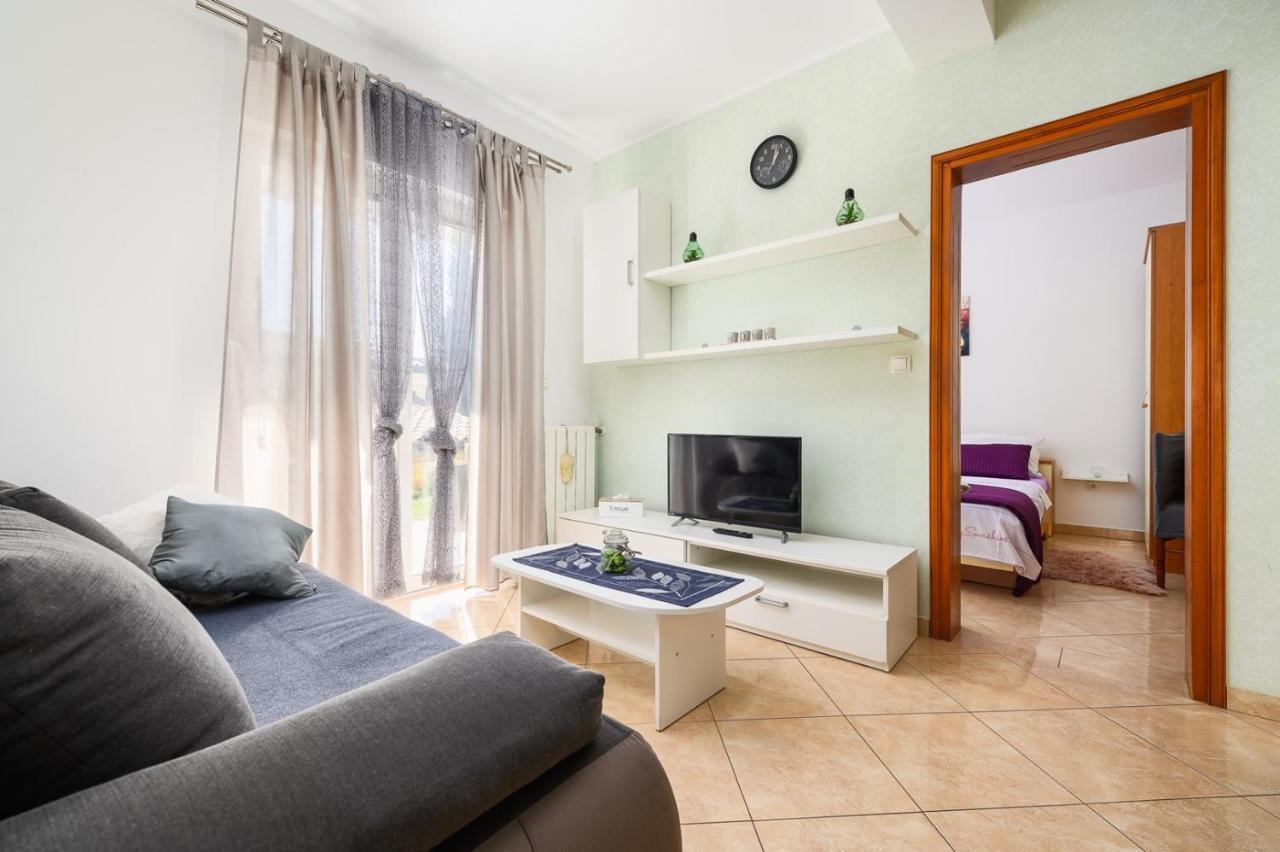 Bozica House With Apartments Murine المظهر الخارجي الصورة