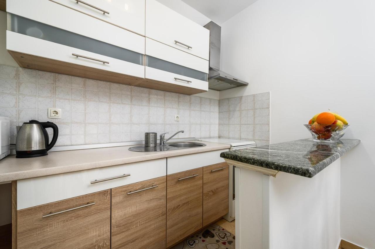 Bozica House With Apartments Murine المظهر الخارجي الصورة